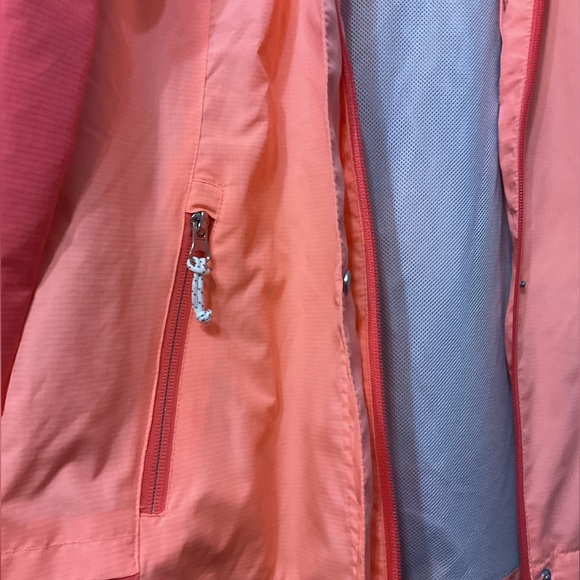 Women’s Free Country Wind Breaker - Picture 3 of 3